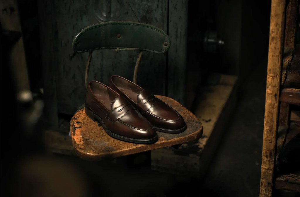 Loake Shoes: The Complete Guide to Britain's Most Trusted Shoemaker - Leonard Silver