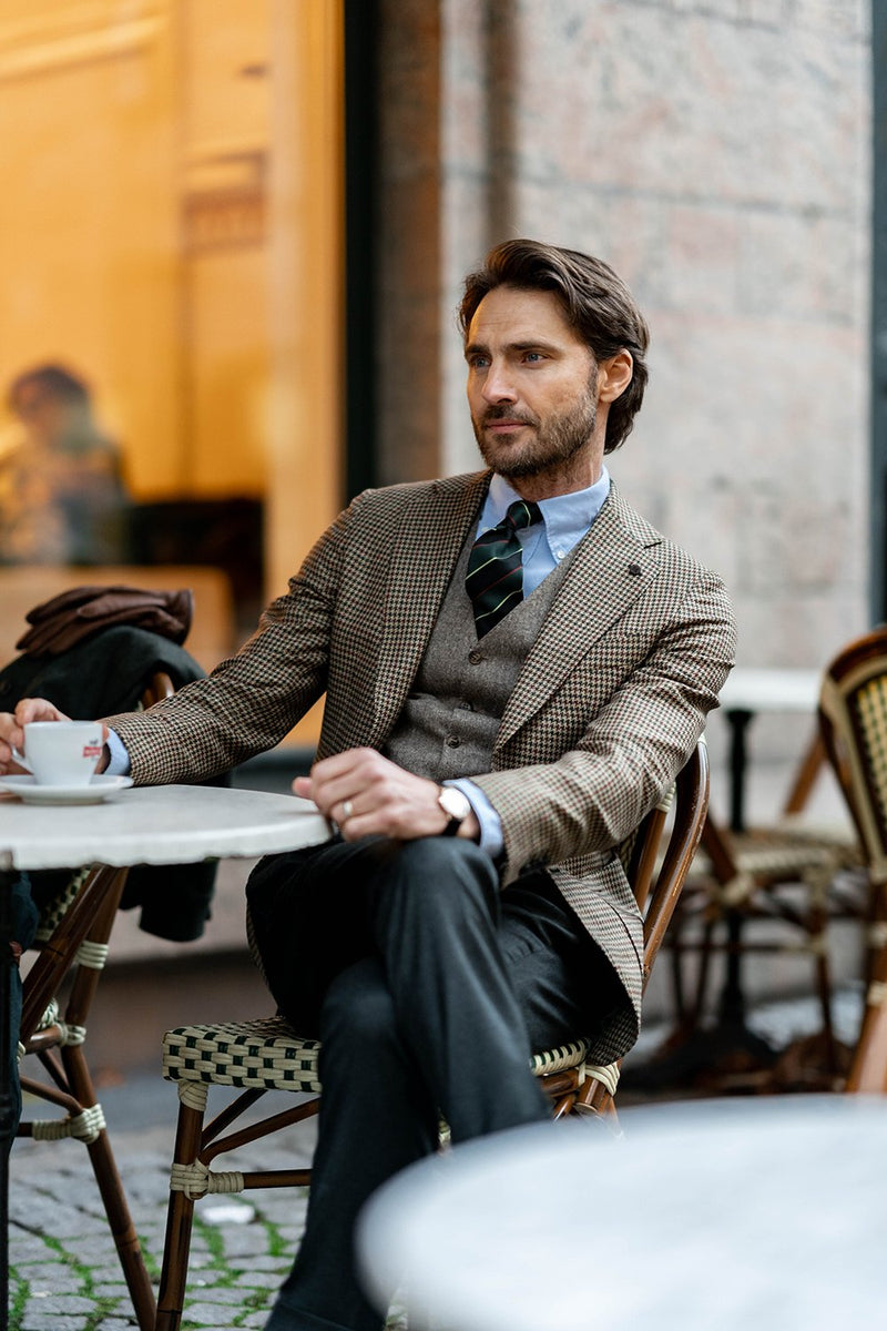 Smart Casual for Men: The Complete Guide