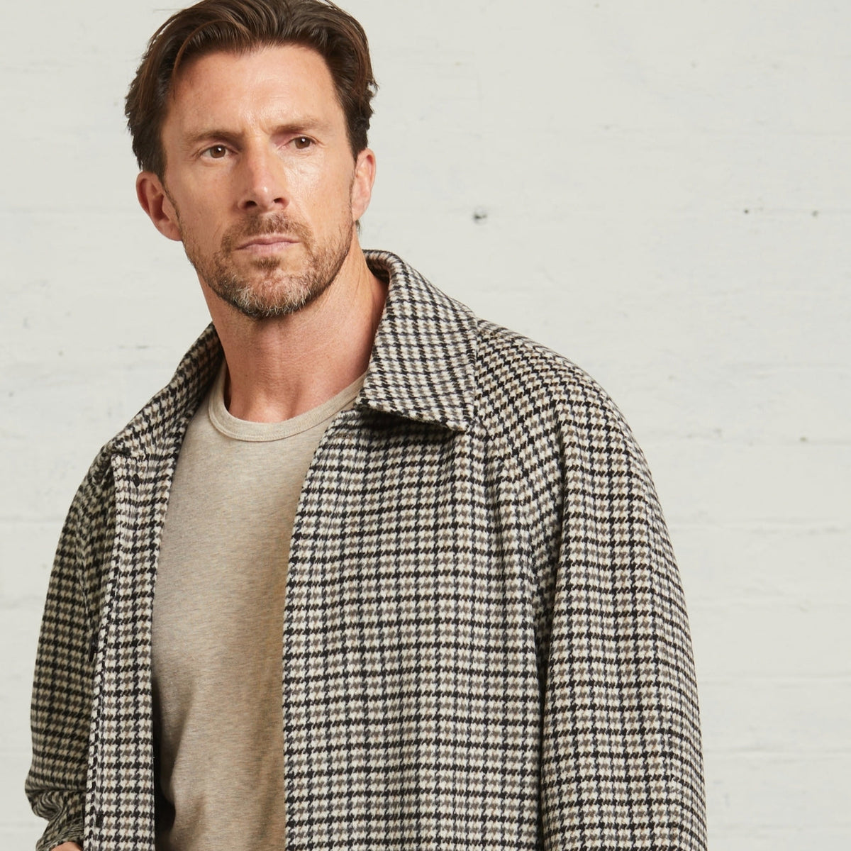 Close-up of the point collar and check cloth on the Grey Walter overcoat