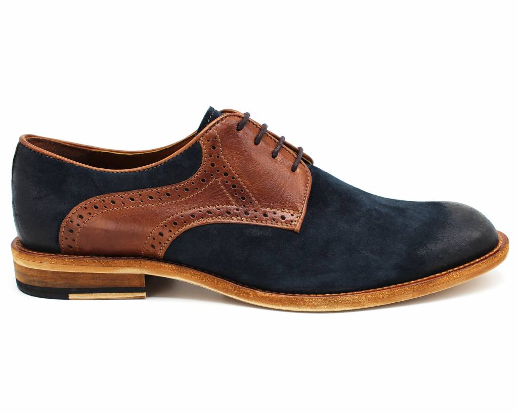 Lacuzzo Brown Contrasting Derby Shoe, side profile of navy suede with brown brogued leather quarters