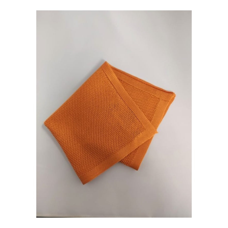Plain Gold Knitted Silk Pocket Square - Knightsbridge