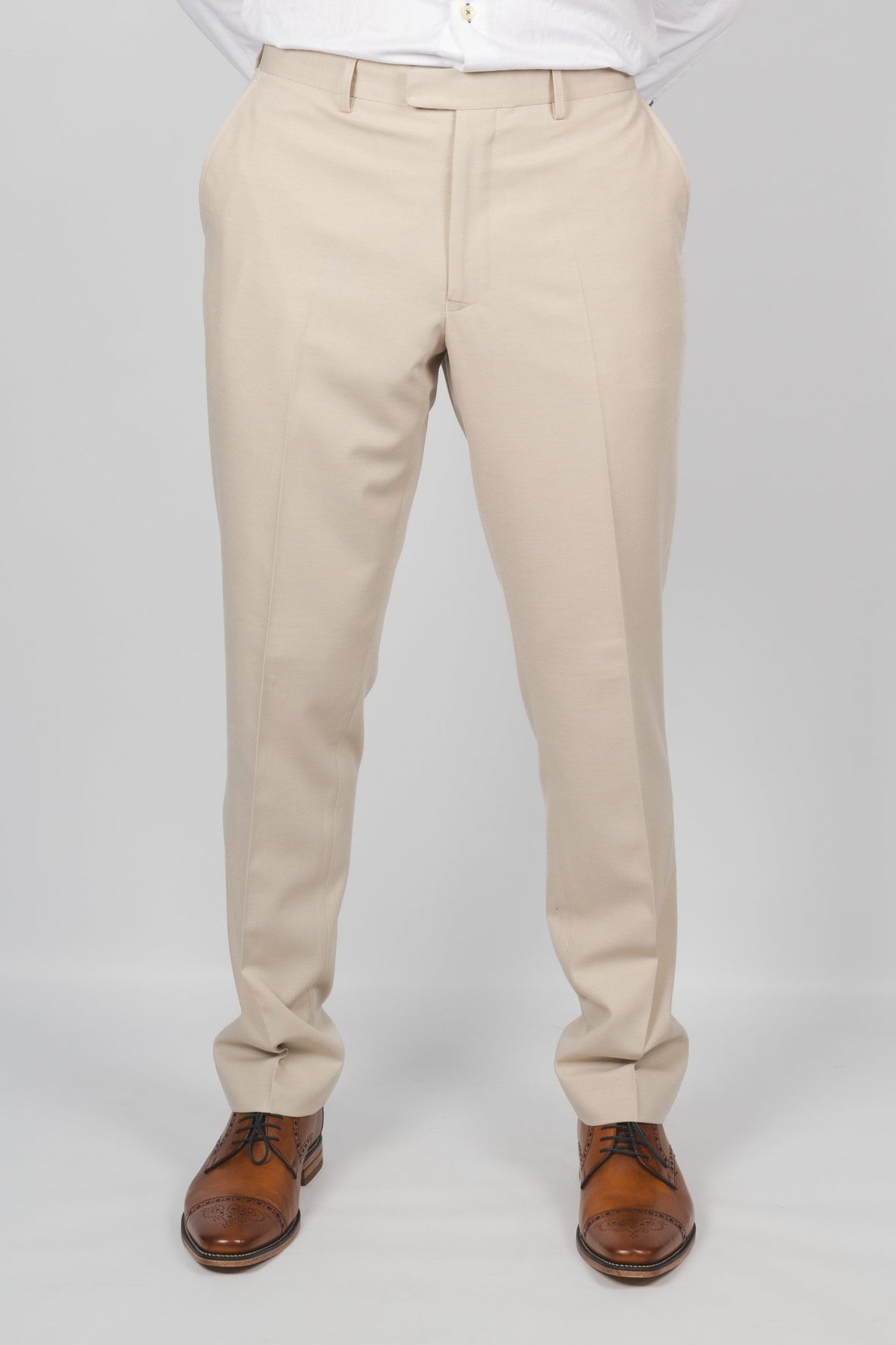 Summer Beige Suit - Leonard Silver