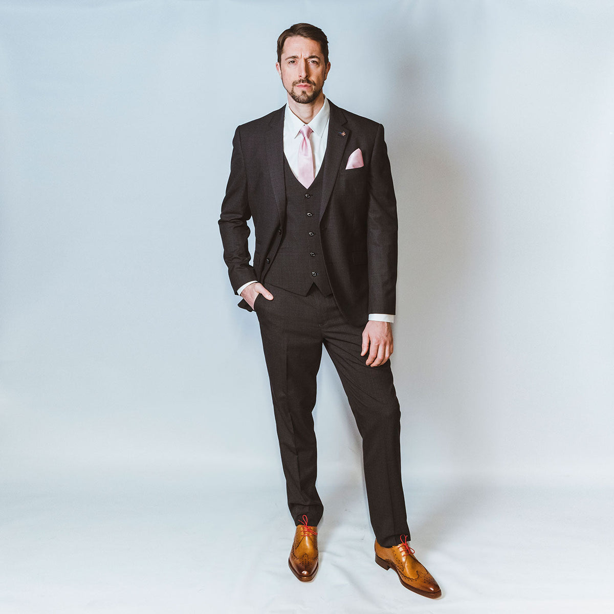 Graphite Soft Handle Suit - Leonard Silver