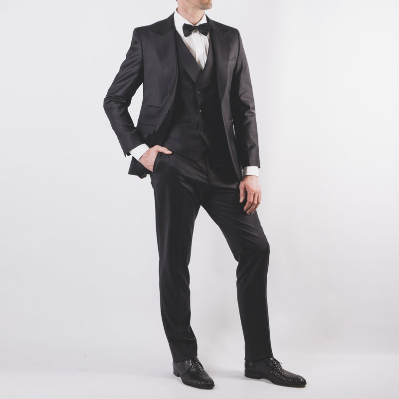 Peak Lapel Dinner Suit - John Victor